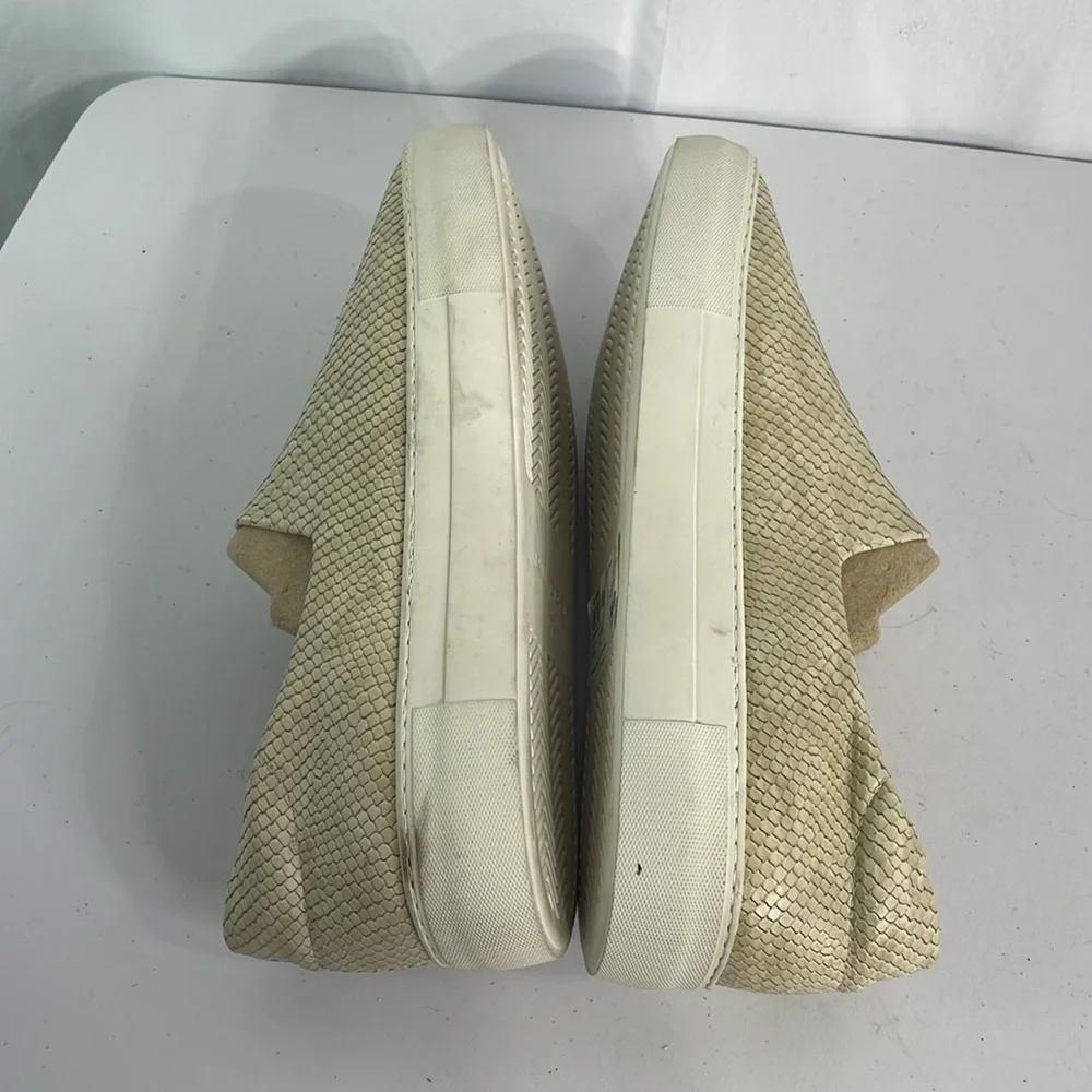 J/Slidew Arianalux embossed lux sneaker